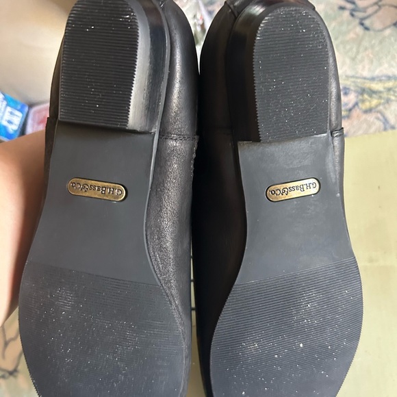 Bass and co. Booties - Picture 2 of 3